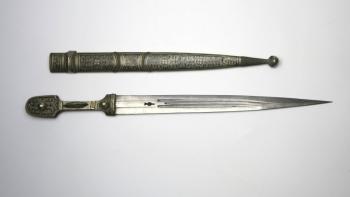 76. Kinžál 76. Kinžál