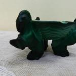 Malachitový popelník nesený okřídlenými koňmi Malachitový popelník nesený okřídlenými koňmi