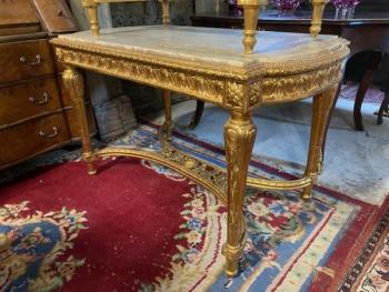 Zlacený stůl s mramorovou deskou B  Zlacený stůl s mramorovou deskou B