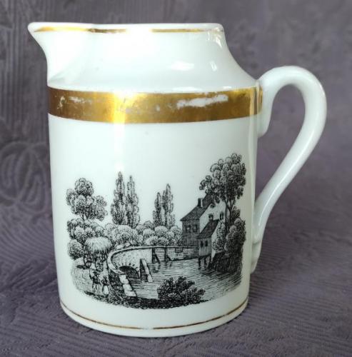 Mléčenka-konvička s měditiskem, 19. stol.  Mléčenka-konvička s měditiskem, 19. stol.