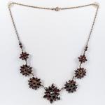 Granátový náhrdelník Granátový náhrdelník