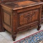 Starožitná neogotická věšáková stěna s lavicí Starožitná neogotická věšáková stěna s lavicí