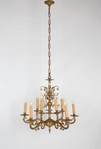 Starožitný mosazný lustr 10 žárovek. Zrestaurovaný Starožitný mosazný lustr 10 žárovek. Zrestaurovaný