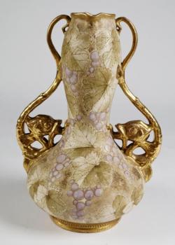Amphora,Trnovany, Secesní váza  Amphora,Trnovany, Secesní váza
