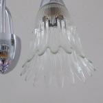 Dvouramenný lustr se stínidly Dvouramenný lustr se stínidly