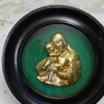 Dřevěný zlacený reliéf Madony s Ježíškem Dřevěný zlacený reliéf Madony s Ježíškem