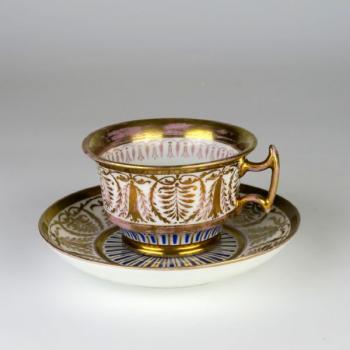 Biedermeierový koflík s miskou - Březová Biedermeierový koflík s miskou - Březová