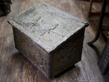 Tepaná truhla Tepaná truhla