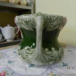 Secesní Květináč s plastickým motivem růží Secesní Květináč s plastickým motivem růží