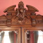 Luxusní starožitná šatní skříň ze zámku Luxusní starožitná šatní skříň ze zámku