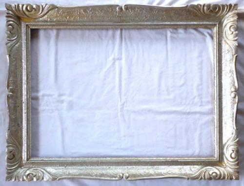 Stříbrný rám s řezanými rohy Stříbrný rám s řezanými rohy