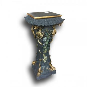 Stojan na bustu či květiny Stojan na bustu či květiny