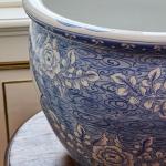 Čínský ručně malovaný porcelánový květináč  Čínský ručně malovaný porcelánový květináč