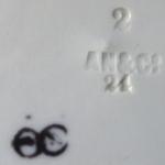 Malý mělký talíř s hnědým ornamentem - Stará Role Malý mělký talíř s hnědým ornamentem - Stará Role