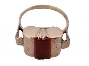 ZLATÝ PÁNSKÝ PRSTEN S KARNEOLEM ZLATÝ PÁNSKÝ PRSTEN S KARNEOLEM