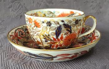 Šálek s podšálkem, čínský motiv  Šálek s podšálkem, čínský motiv