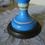 Malovaná petrolejová lampa v mosazné montáži Malovaná petrolejová lampa v mosazné montáži