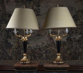 10. Pár dekorativních lamp v rokokovém stylu 10. Pár dekorativních lamp v rokokovém stylu