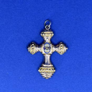 Zlatý závěsný křížek Zlatý závěsný křížek