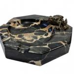 Popelník na doutníky z mramoru s bronzovou žábou Popelník na doutníky z mramoru s bronzovou žábou