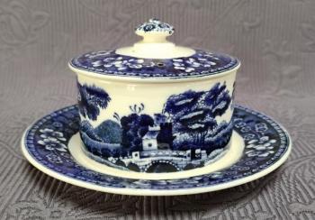 Dóza, zn. Copeland Spode’s Tower  Dóza, zn. Copeland Spode’s Tower