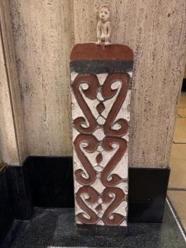 Dřevěný štít ,Indonésie Dřevěný štít ,Indonésie