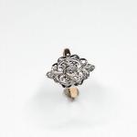 Starožitný zlatý prsten s brilianty Starožitný zlatý prsten s brilianty