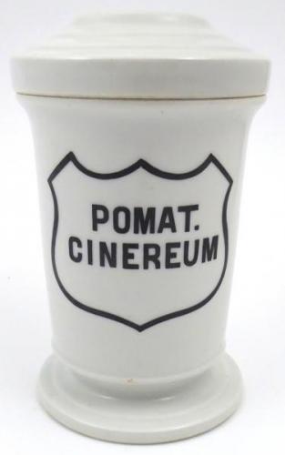 Porcelánová lékárenská dóza Porcelánová lékárenská dóza