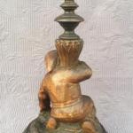 Svícen s trpaslíkem Svícen s trpaslíkem