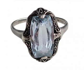 Stříbrný Art Deco prsten s modrým spinelem Stříbrný Art Deco prsten s modrým spinelem