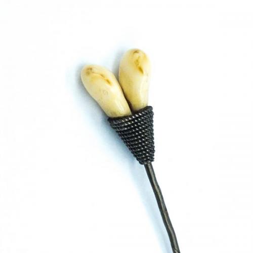 STŘÍBRNÁ JEHLICE S GRANDLEMI STŘÍBRNÁ JEHLICE S GRANDLEMI