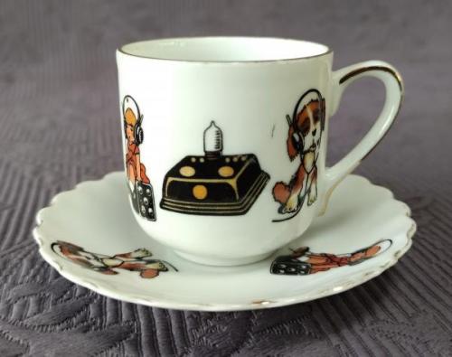 Šálek s podšálkem, zn. Victoria  Šálek s podšálkem, zn. Victoria