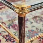 Designový konferenční stolek z čirého skla a kovu Designový konferenční stolek z čirého skla a kovu