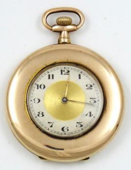 Zlacené kapesní hodinky se zlatým terčem Zlacené kapesní hodinky se zlatým terčem