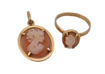 Dívčí zlatý set prsten a přívěšek - s kamejí Dívčí zlatý set prsten a přívěšek - s kamejí