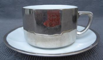 Šálek s podšálkem, zn. Thun Šálek s podšálkem, zn. Thun