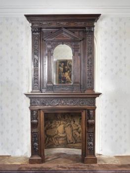 Neorenesanční krbové obložení ze zámku Neorenesanční krbové obložení ze zámku