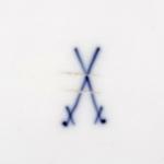 Talíř mělký III., cibulový vzor, zn. Míšeň  Talíř mělký III., cibulový vzor, zn. Míšeň