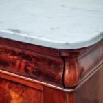 Biedermeier sekretář s tajnými zásuvkami Biedermeier sekretář s tajnými zásuvkami