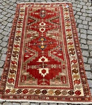 Koberec ručně tkaný 5B  Koberec ručně tkaný 5B