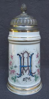 Korbel s monogramem, s průsvitkou, dat. 1894 Korbel s monogramem, s průsvitkou, dat. 1894