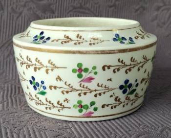 Cukřenka, porcelánka Klášterec nad Ohří Cukřenka, porcelánka Klášterec nad Ohří