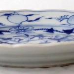 Talíř s tradičním cibulovým vzorem Talíř s tradičním cibulovým vzorem