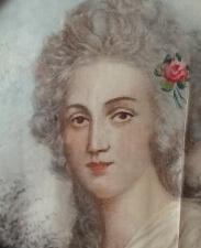 Miniatura dívky s růží - brož Miniatura dívky s růží - brož