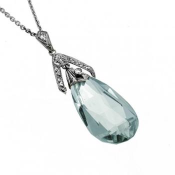 Závěs s akvamarínem a brilianty Závěs s akvamarínem a brilianty