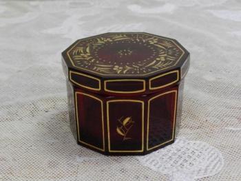 Rubínová dóza, Hermann Eiselt - Kamenický Šenov Rubínová dóza, Hermann Eiselt - Kamenický Šenov