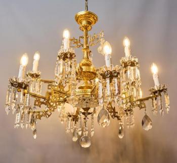 Velký lustr Art Deco na 12 žárovek Velký lustr Art Deco na 12 žárovek