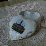 Porcelánová dózička ve tvaru srdce Porcelánová dózička ve tvaru srdce