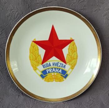 Talíř - Rudá hvězda Praha, zn. Epiag  Talíř - Rudá hvězda Praha, zn. Epiag