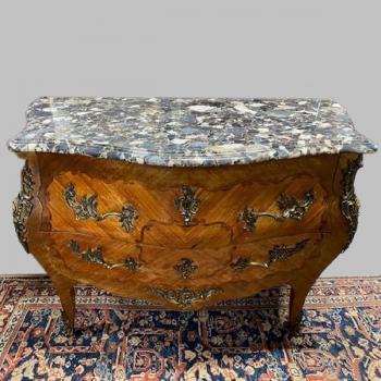 Komoda s mramorovou deskou I  Komoda s mramorovou deskou I